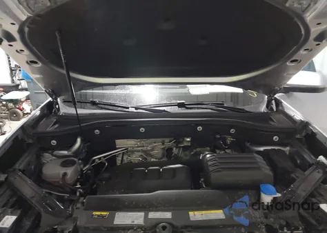 2024 Volkswagen Atlas 2.0T Sel from USA, damaged, VIN 1V2BR2CA9RC562228